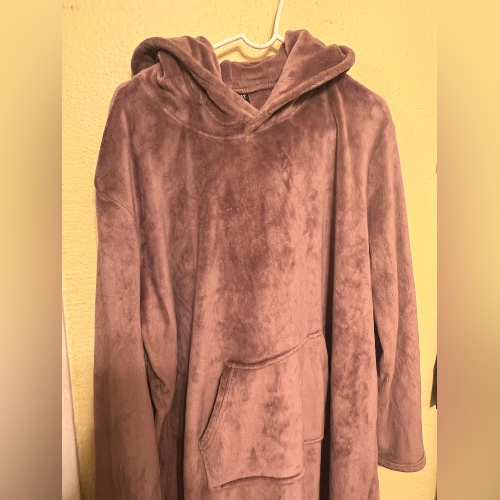 Sleeping gown size L/XL